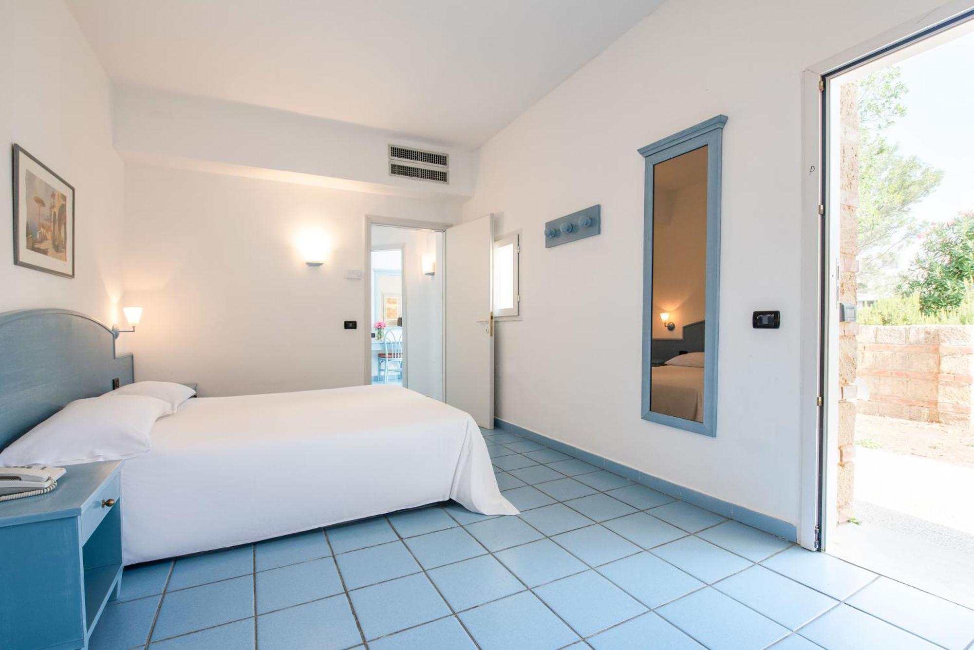 Hotel Th Capo Rizzuto Isola Di Capo Rizzuto Exterior foto